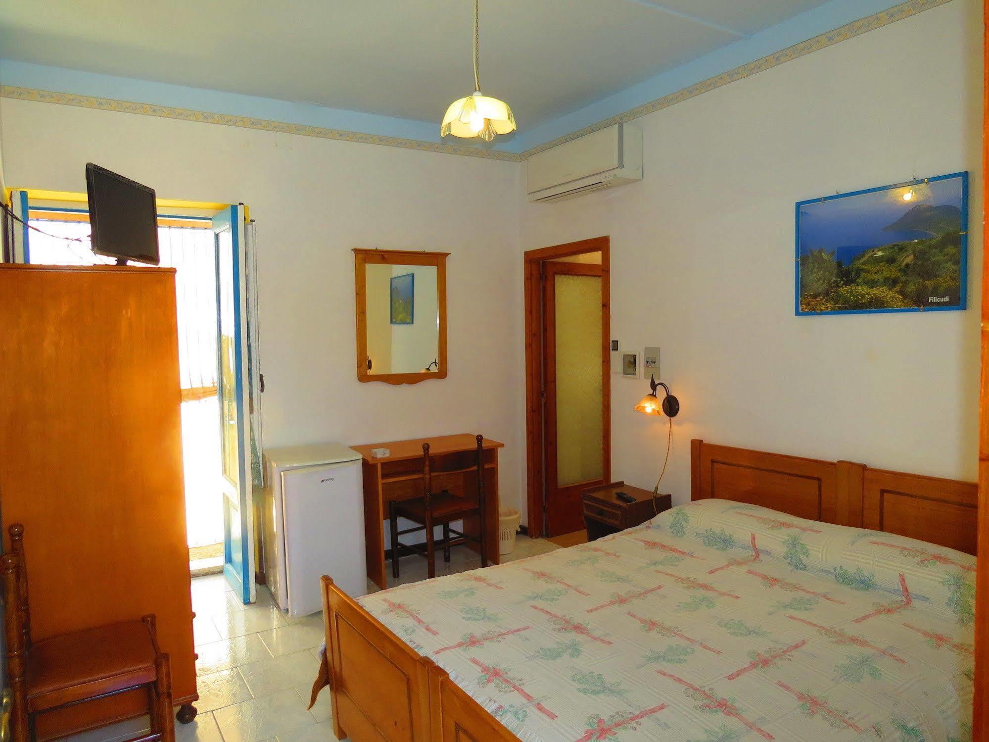 Casa Vittorio B&B Lipari  Luaran gambar