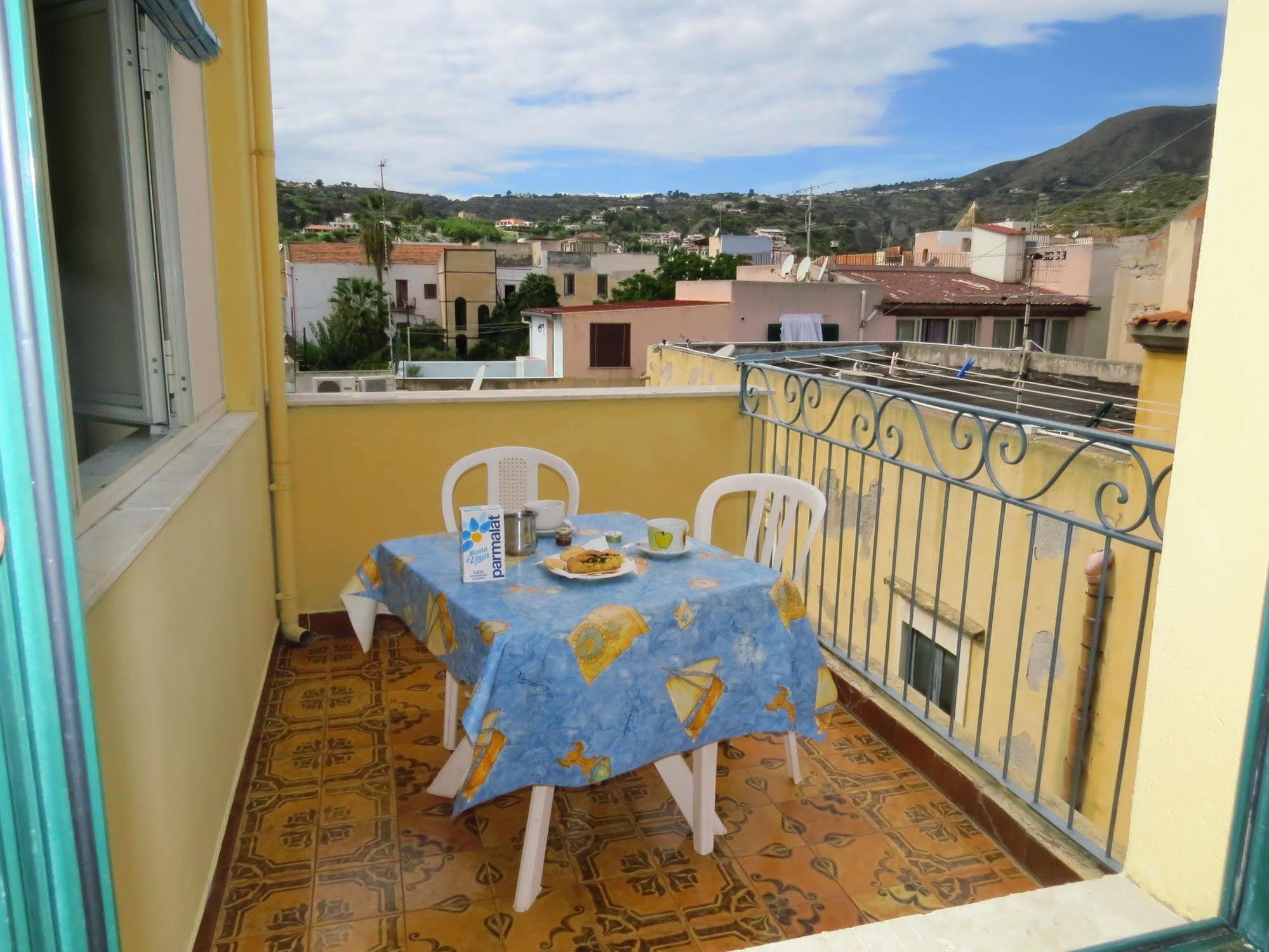Casa Vittorio B&B Lipari  Luaran gambar